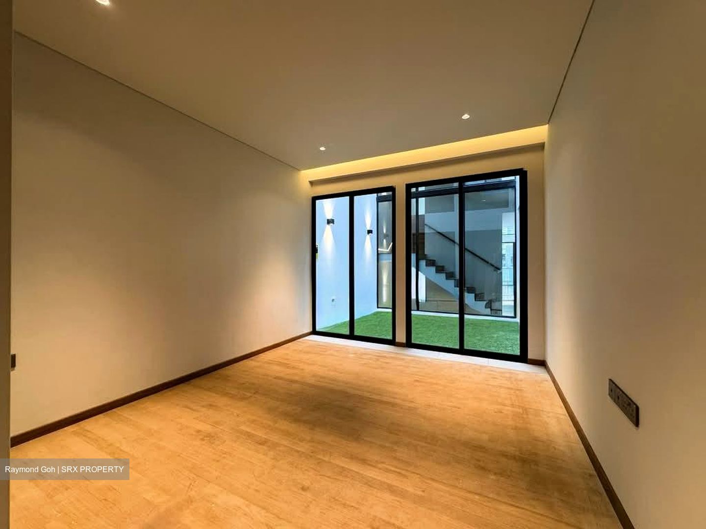 Lorong N Telok Kurau (D15), Terrace #552095161
